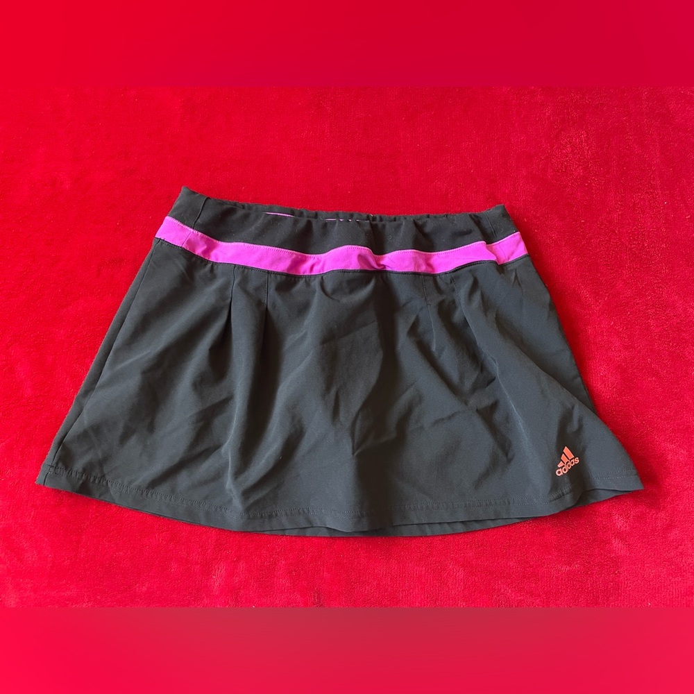 Adidas Women's Black & Pink Pull On Elastic Waist Workout/Golf Athletic Skort S